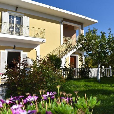 Anemos Holidays House Kypseli Bagian luar foto