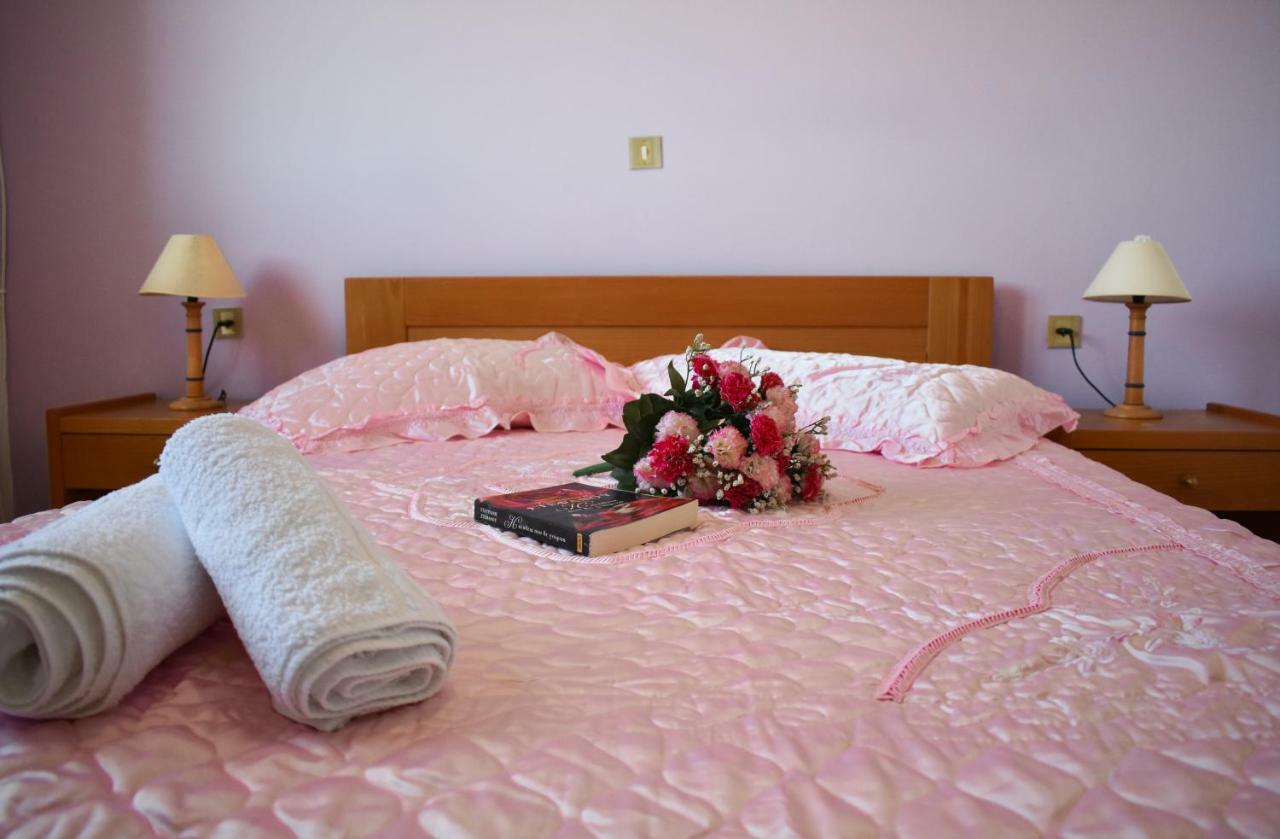 Anemos Holidays House Kypseli Bagian luar foto