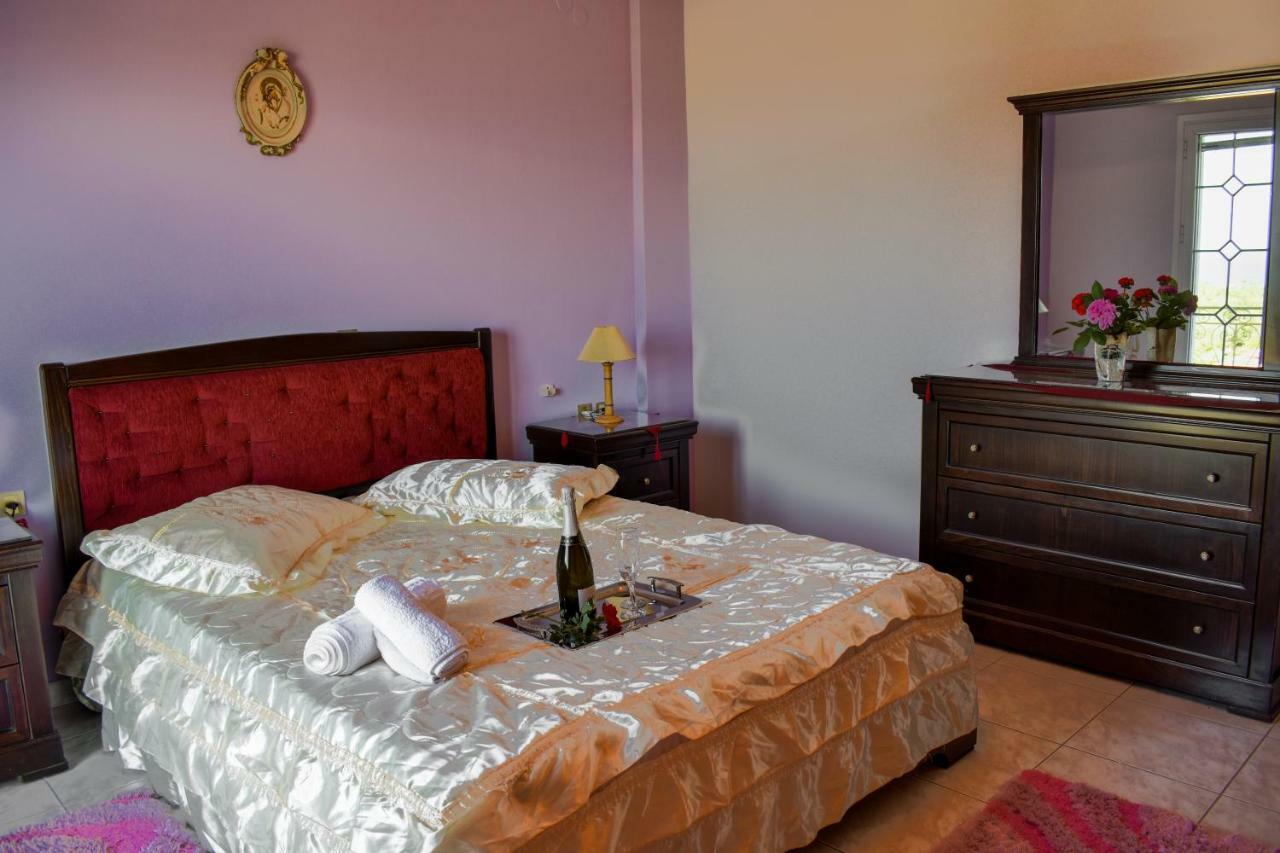 Anemos Holidays House Kypseli Bagian luar foto