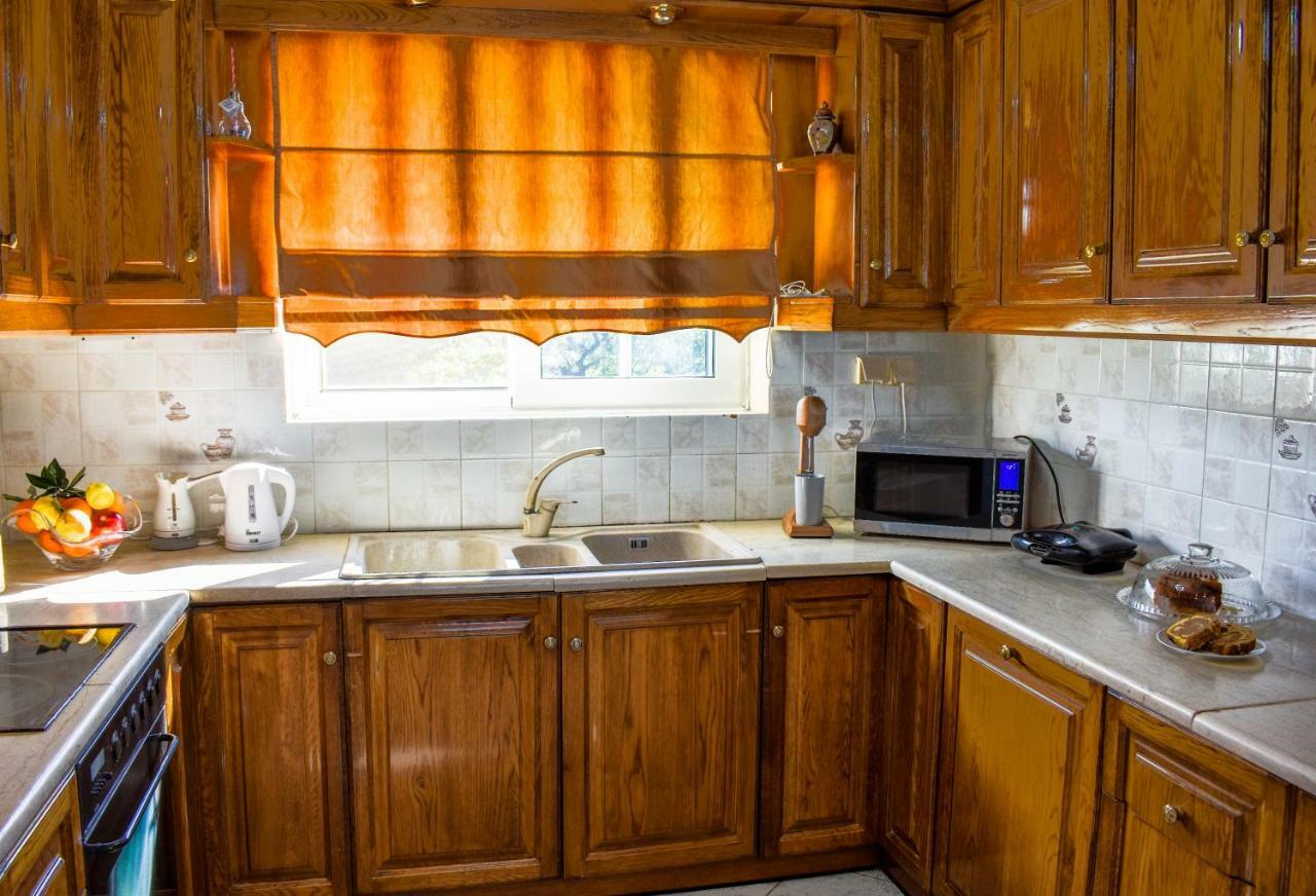 Anemos Holidays House Kypseli Bagian luar foto